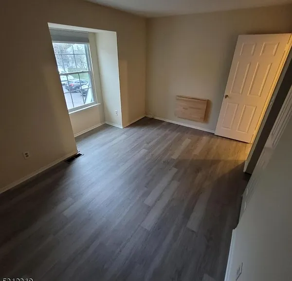 348 Cotswold Pl — Photo 38