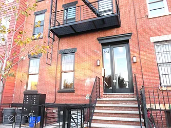 Rented by Rennit Inc.