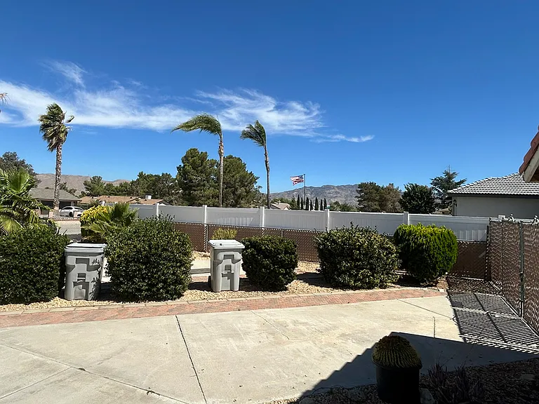 7728 Paisley Ave — Photo 6