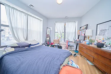 Rented by Living New York