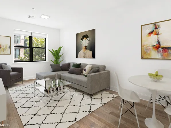 886 Myrtle Avenue image 1 of 4