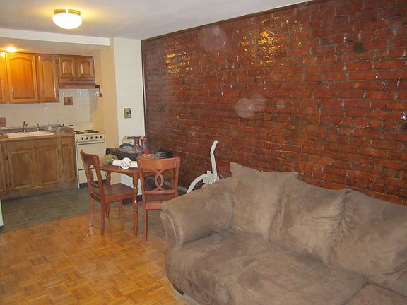 5th image of 22 Claver Pl #3
