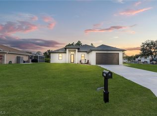 3211 58th St W, Lehigh Acres, FL 33971