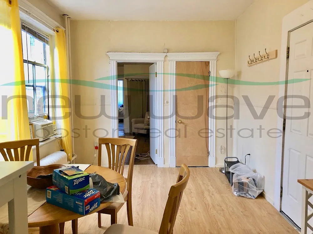 2 bed, 750 sqft, $4,000 — Photo 3