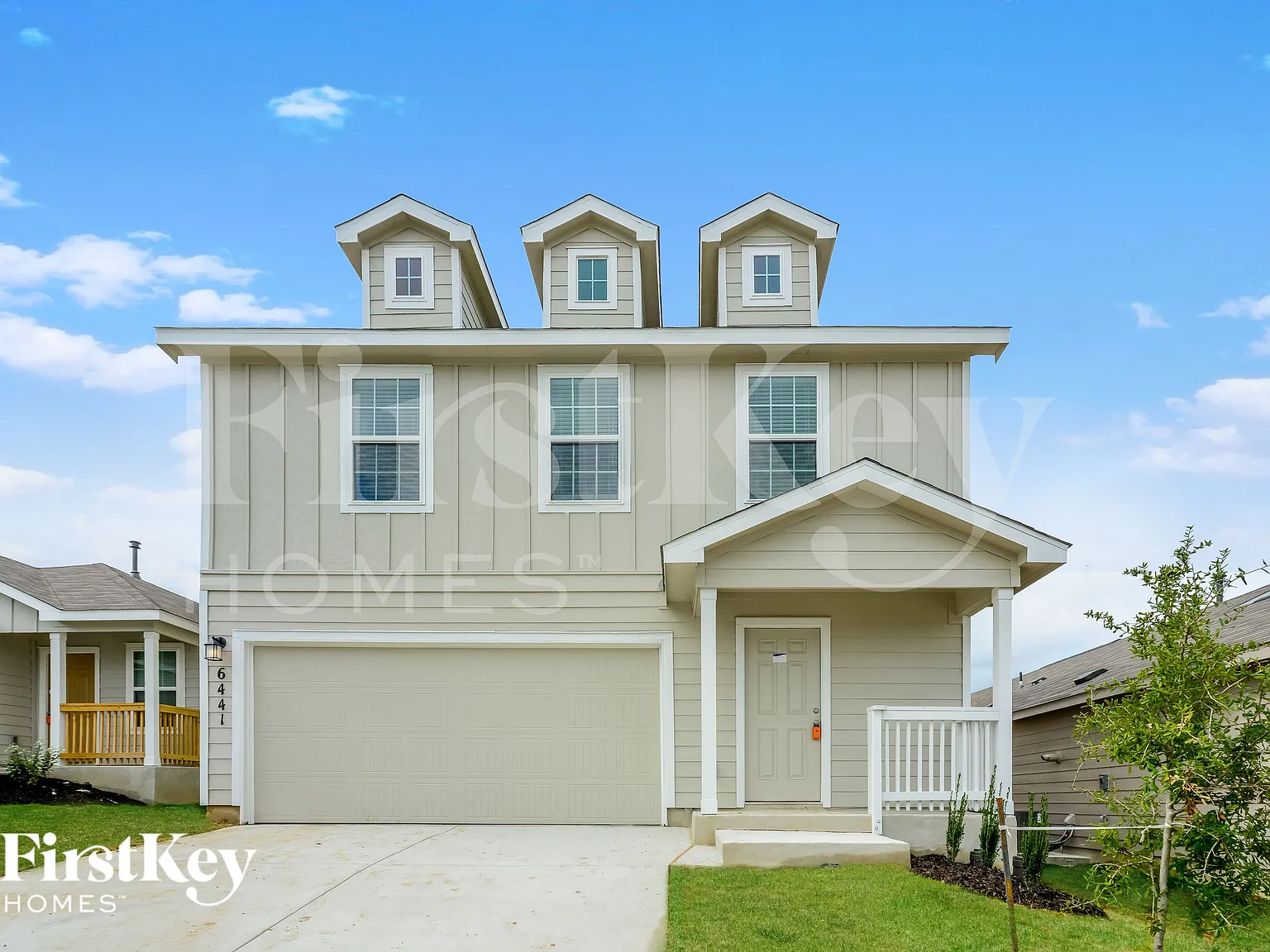 4 bed, 2.5 bath, 1950 sqft, $1,855 — Photo 1