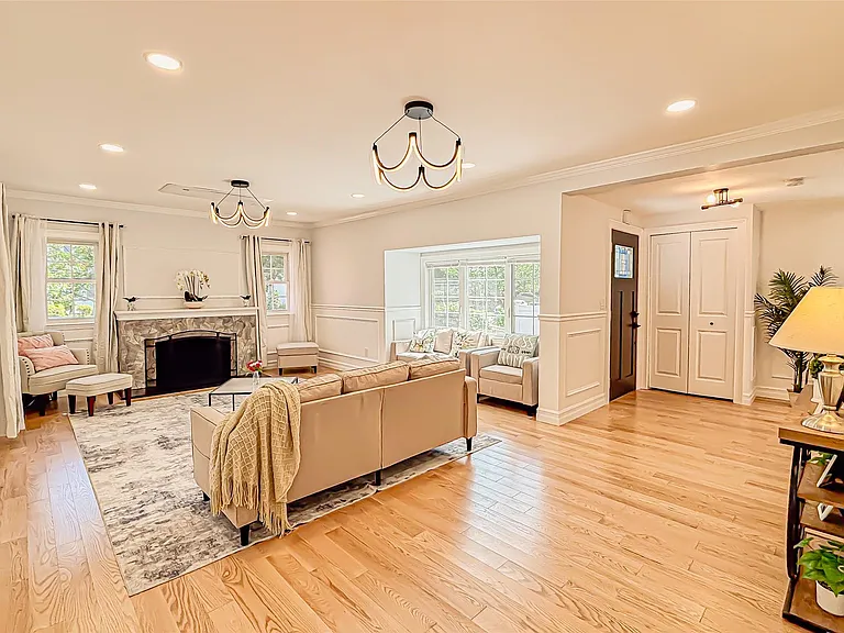 9 Watkins Pl — Photo 5