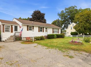 741 Varnum Ave, Lowell, MA 01854