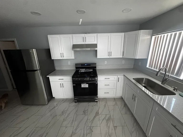 6924 Cobblestone Ave — Photo 4