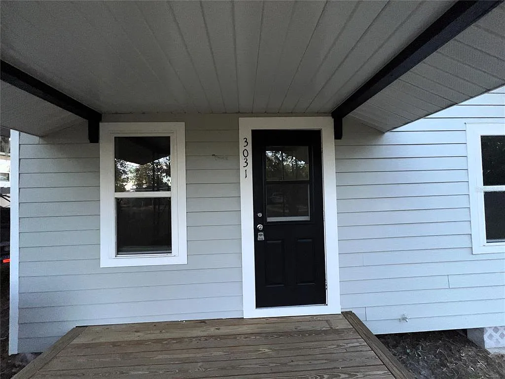 Building Photo - 3031 Azalea Ave