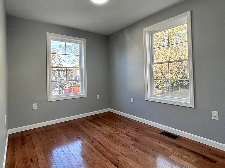 27 Amity St #1 — Photo 22