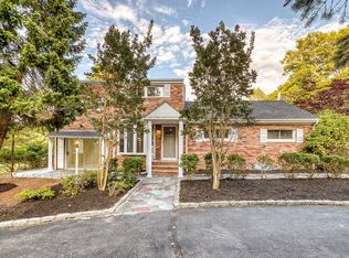 3870 Rocky Point Rd, East Marion, NY 11939