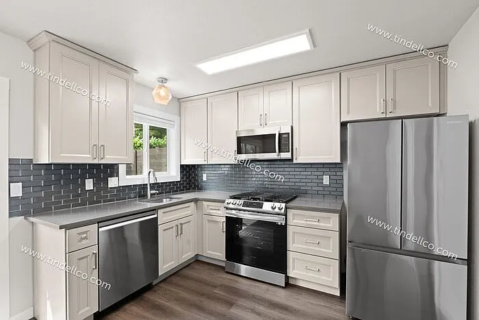 8019 SW 35th Ave #6 — Photo 8