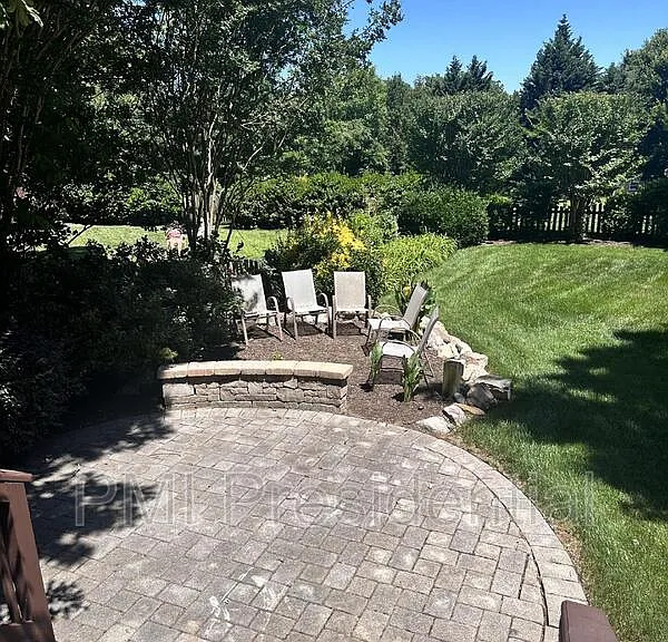 1213 Hawkins Wood Cir — Photo 16