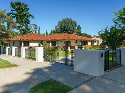 1030 Linda Vista Ave, Pasadena, CA, 91103