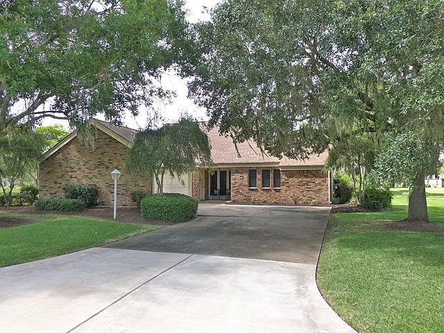 1st image of 2155 Twin Lakes Blvd