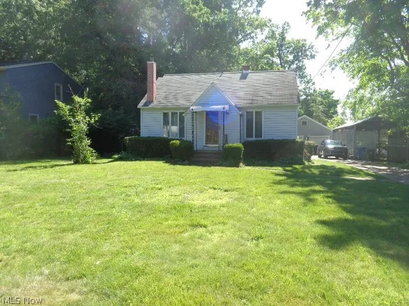 4455 Root Rd, North Olmsted, OH 44070