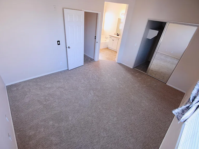 241 Seacountry Ln — Photo 10