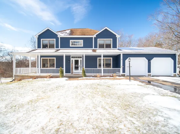 15 Cariati Boulevard, Meriden, CT 06451