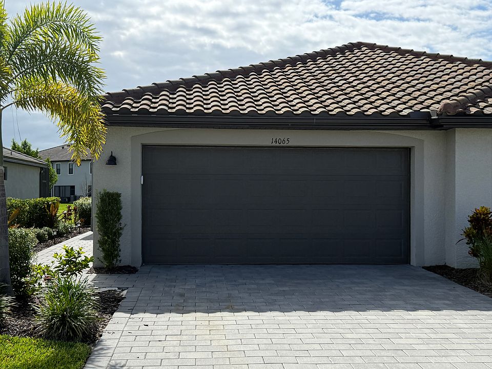 1st image of 14065 Winding Cedar Way
