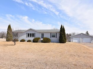 601 Governor Dr, Oklee, MN 56742