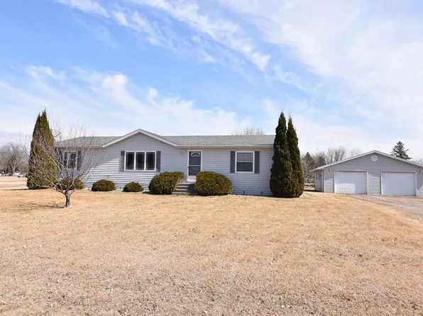 601 Governor Dr, Oklee, MN 56742