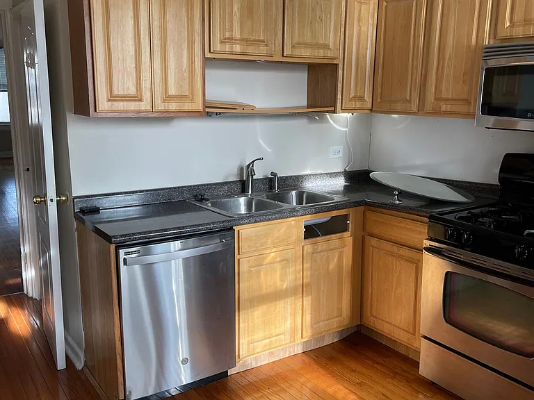 1710 N Talman Ave #2 — Photo 20
