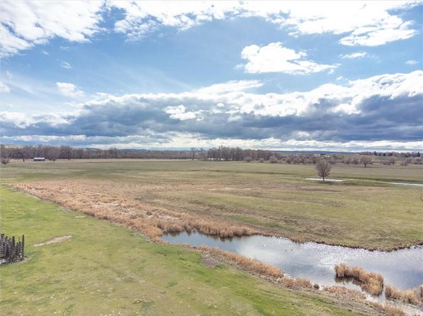 Denittis Ln, Laurel, MT 59044