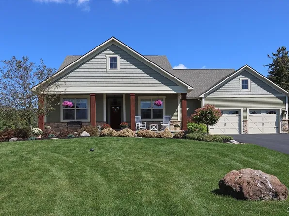 117 Indian Runner Cir, Manlius, NY 13104