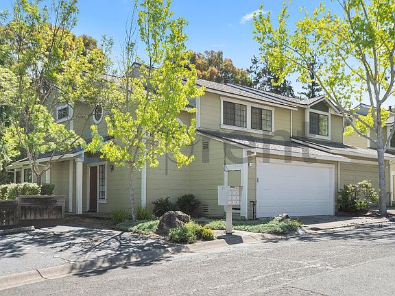 2nd image of 1225 Oak Hill Ct