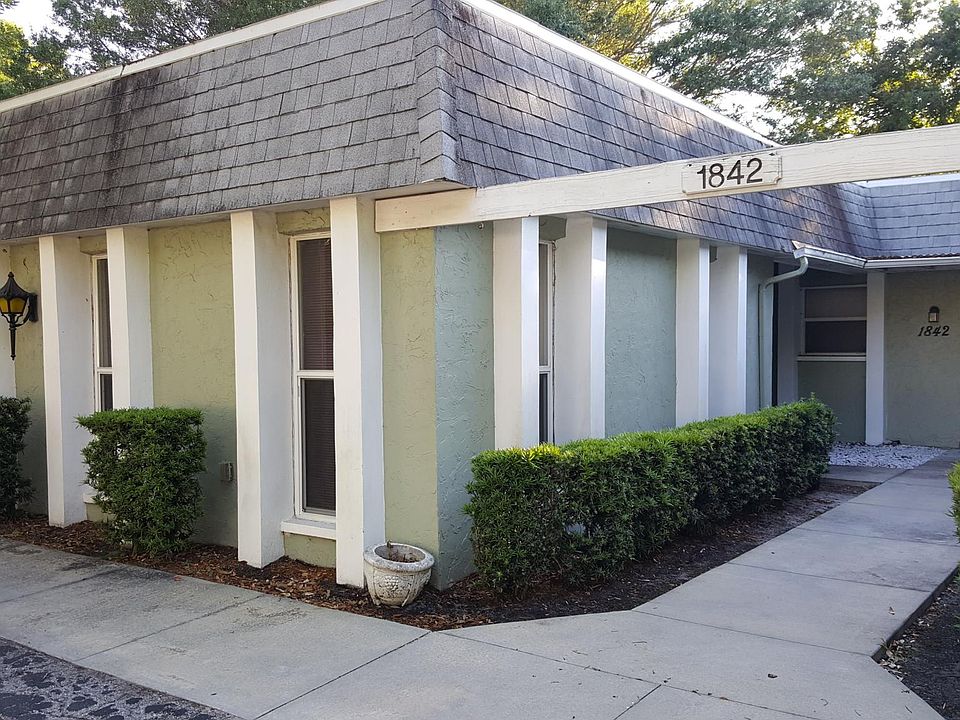 1st image of 1842 East Dr