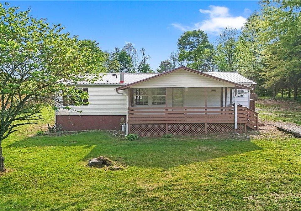 1st image of 480 Russell Hill Rd