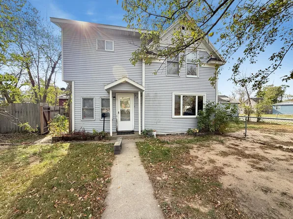 522 9th St NW, Bemidji, MN 56601