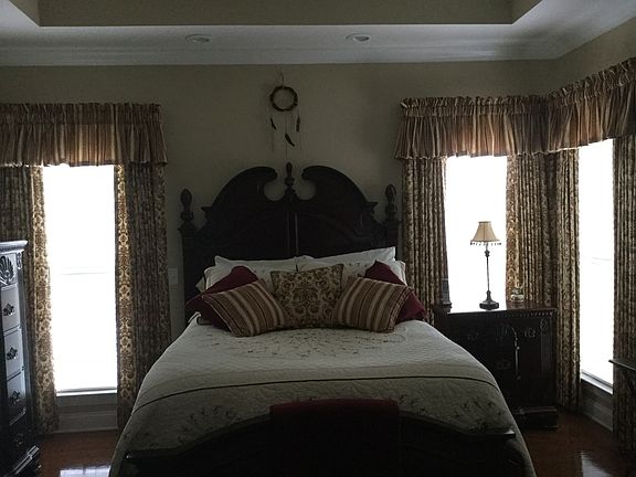 3rd image of 6107 Cottle Ct
