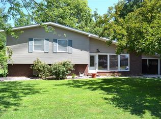 491 E 3rd St, Trenton, IL