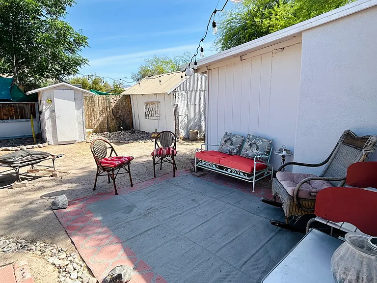 206 E 24th St #1/2 — Photo 14
