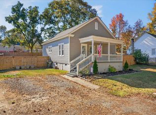 651 Round St, Woodruff, SC 29388