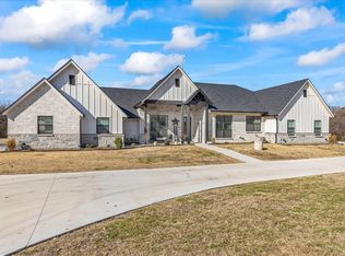 2782 Church Rd, Azle, TX 76020