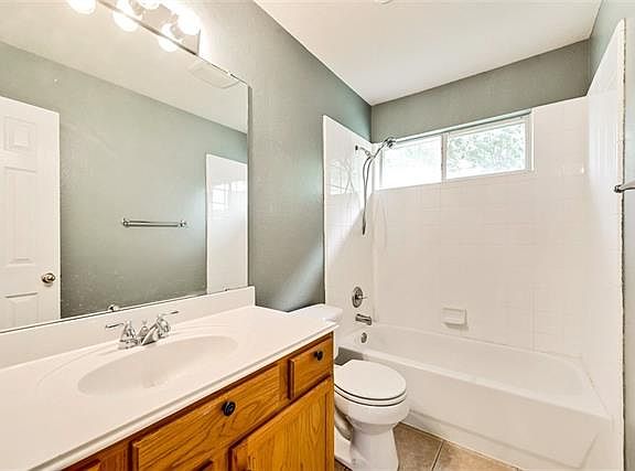 5th image of 5524 Lawnsberry Dr