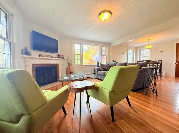 10 Acer Heights Road, Claremont, NH 03743