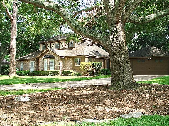 3rd image of 22211 Unicorns Horn Ln