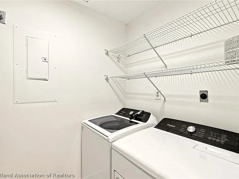 3 Charlton Dr — Photo 28