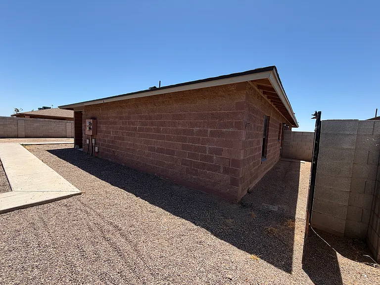 9900 W Lynx Dr #B — Photo 3