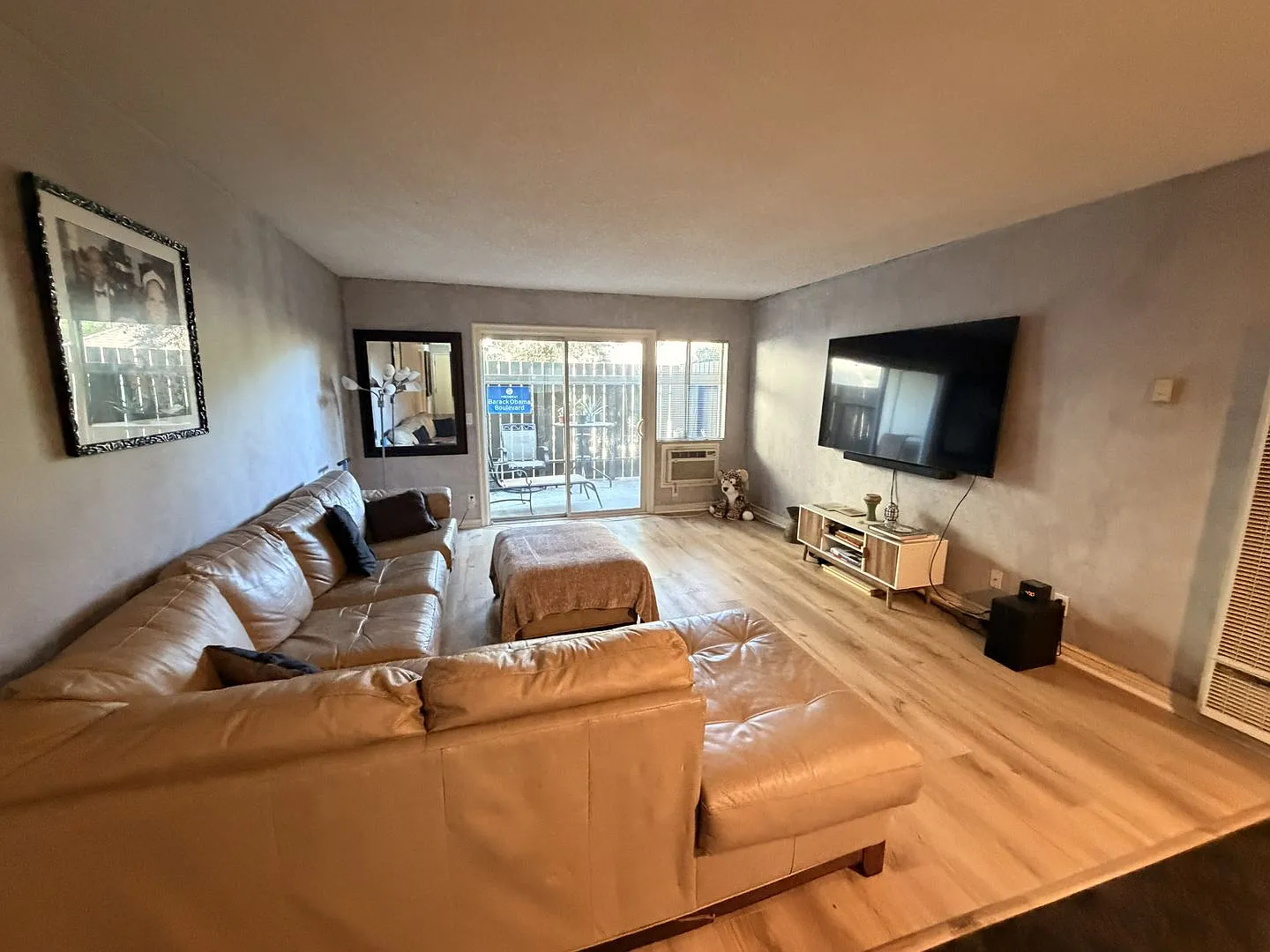 Resort-Style Private Rooms in Guarded Tara Hill Complex | Prime Culver City Location — Photo 2
