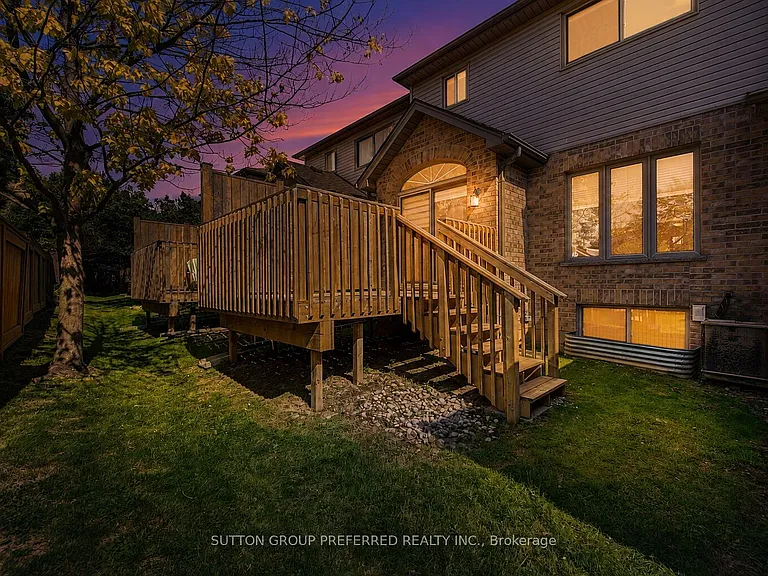 185 N Centre St #7 — Photo 40