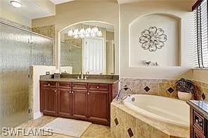 7636 Sussex Ct — Photo 18
