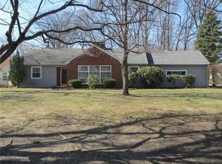 5349 Pawnee Rd, Toledo, OH 43613