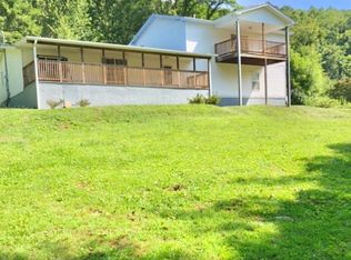 60 Sharp Top Rd, Bryson City, NC 28713