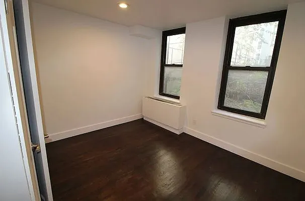 Rented by Mossanen Group | media 4