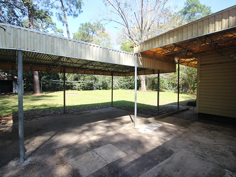 4904 Auburn Dr N — Photo 13