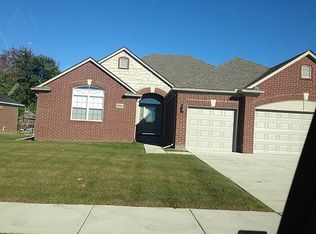 50364 Valderama Ln, Macomb, MI